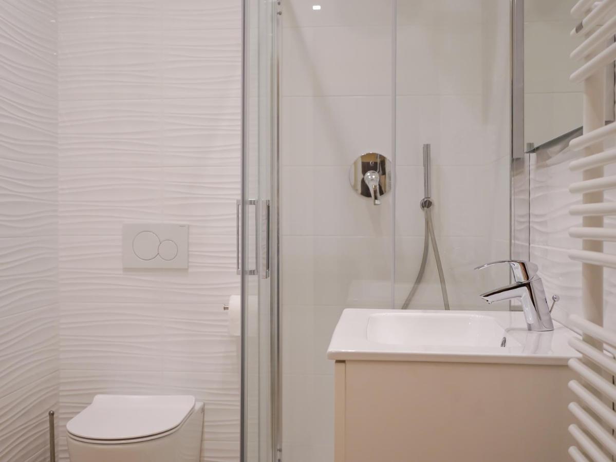 Luxury Residence Adria Trieste Exterior foto